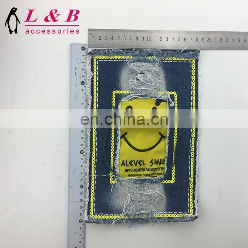 New design wholesale towel embroidery patch with denim