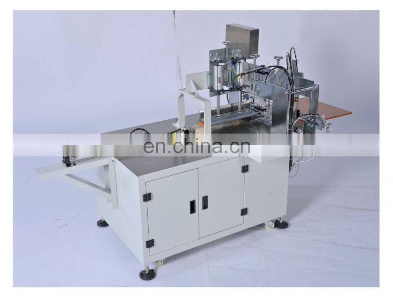 Adult Diapers Packing Machine,Adult Diapers Filling and Sealing machine,Adult diapers bagging machine with factory price