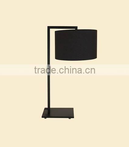 Fashionable Design Modern White Plug Simple Hotel Table Lamp