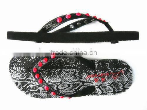 New Fashion Decorative Rivets Snake Print Slippers Ladies