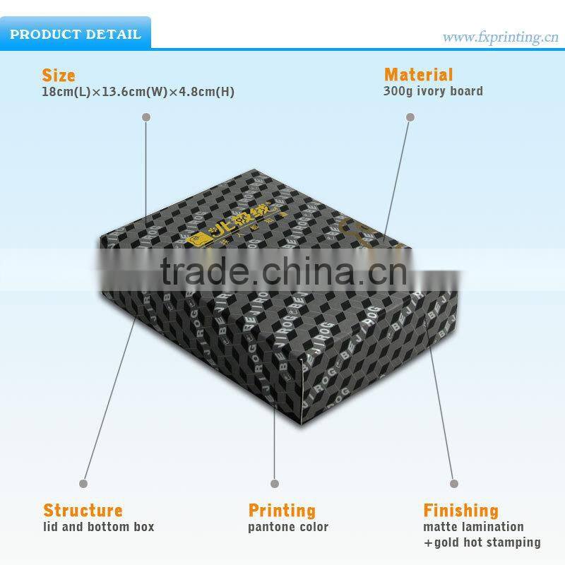 Color Corrugated Paper Box Packaging for Clothing