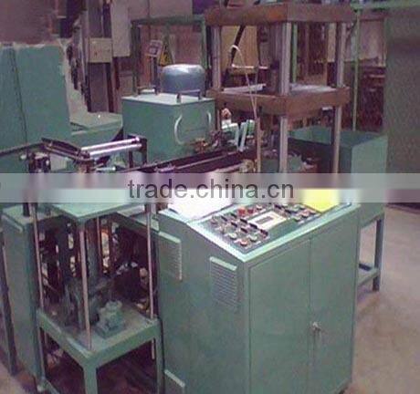 Round-link induction quenching and tempering equipment