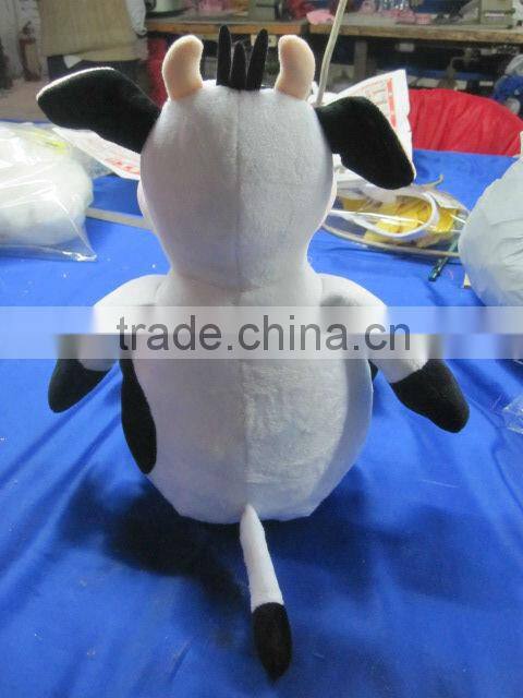 HI EN71 Singing Stuffed Cow Plush Toy