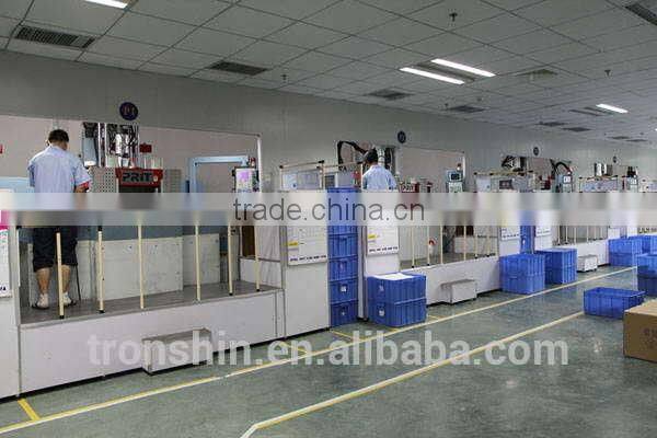 See- through window glass water bottle with silicon gel protective sleeve