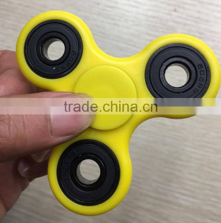 Hot sale 2017 crazy spinner toy multicolor fidget spinner finger spinner