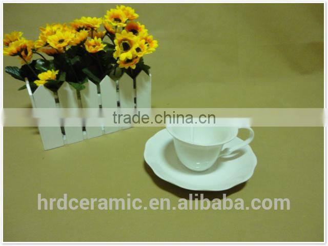 chinese new Products Cheap promotion ceramic cup and saucer