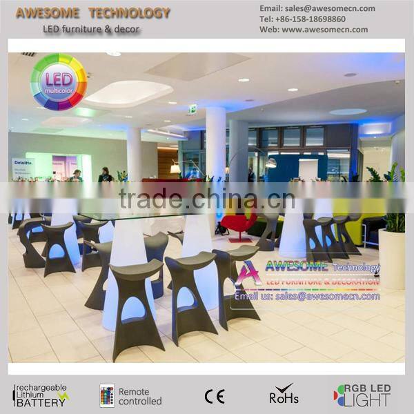 Lumino LED SQU CONE Cocktail Table