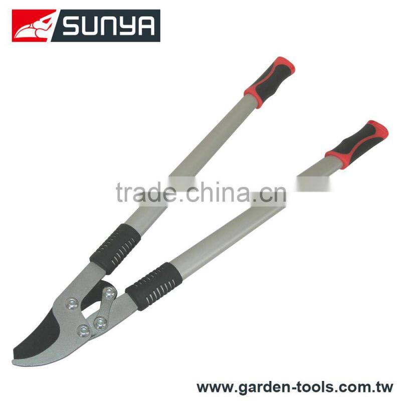 Manual leverage bypass lopper