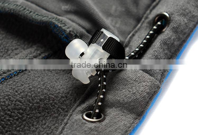 Windproof men's outdoor softshell jacket with hood