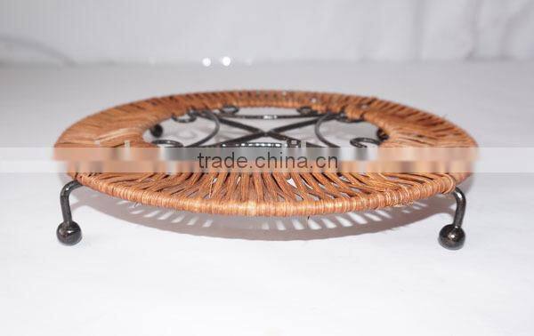 Handmade Kitchen Wicker & Wire Trivet