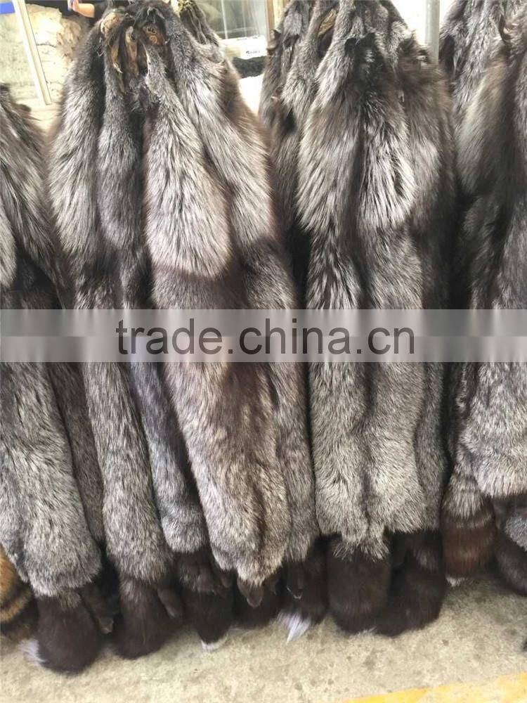 Wholesale Silver Real Fox Fur Skin Natural Color Animal Fur