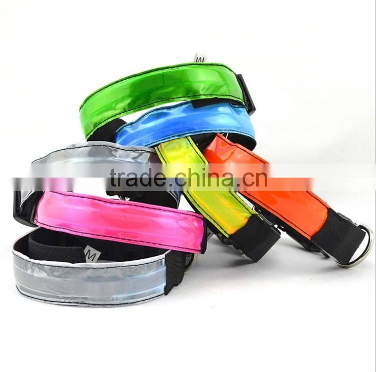 LED Nylon Pet Dog Collar Night Safety LED Light-up Flashing Glow In The Dark Electric LED Cat & Dog Collar