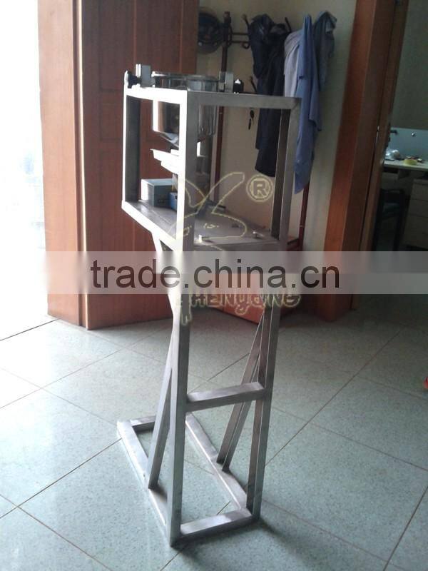 Special design electromagnetic vibrating feeder with frame