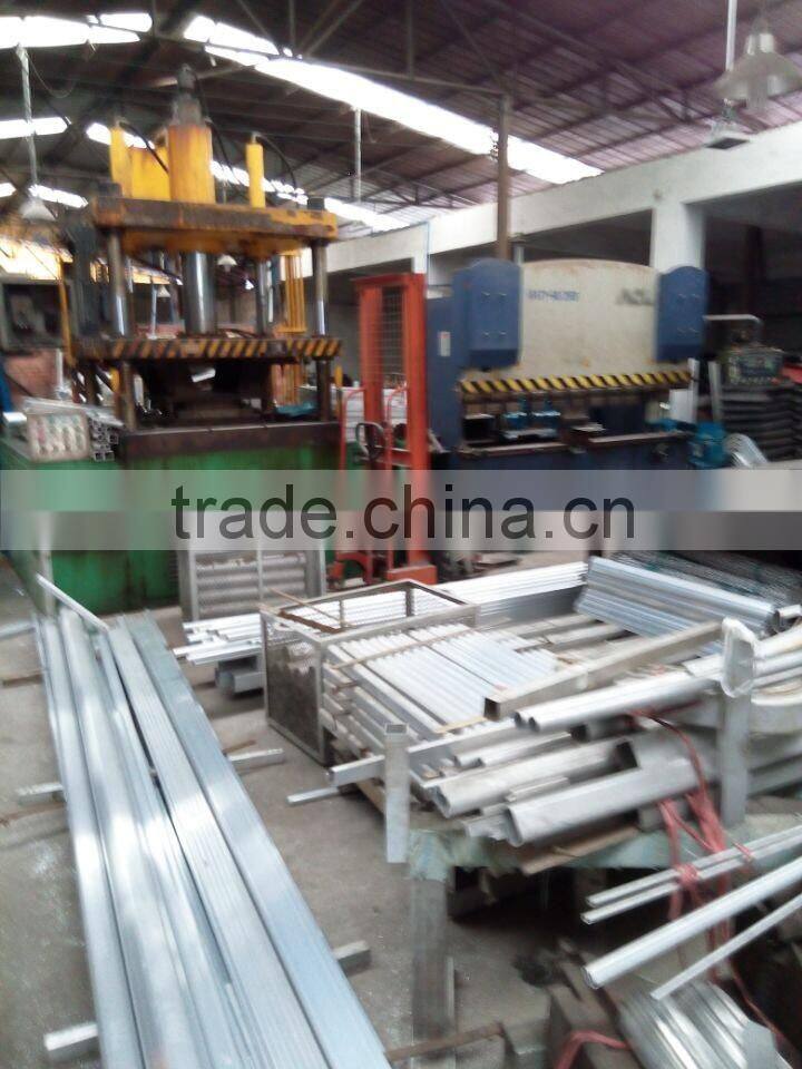 International Standard Aluminum Square Shape Straight Inserted Tennis Uprights Stand