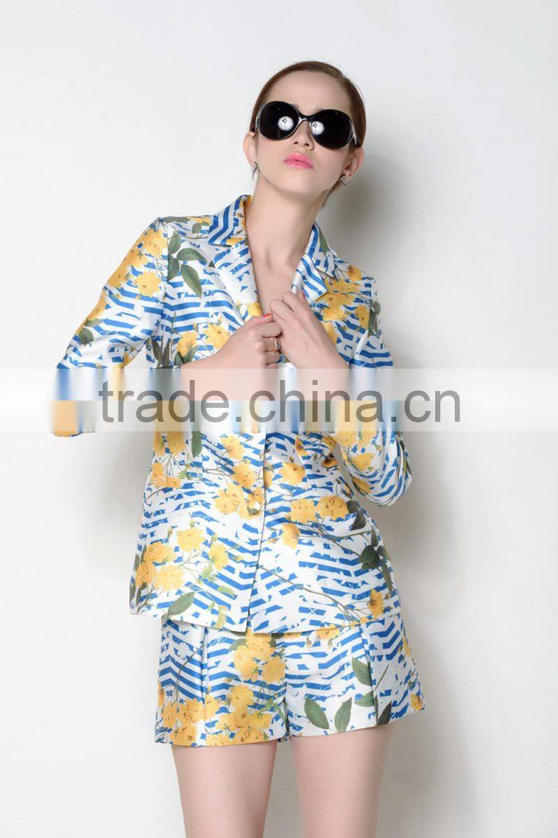 ODM designed latest popular floral suits elegant women jacket 2016