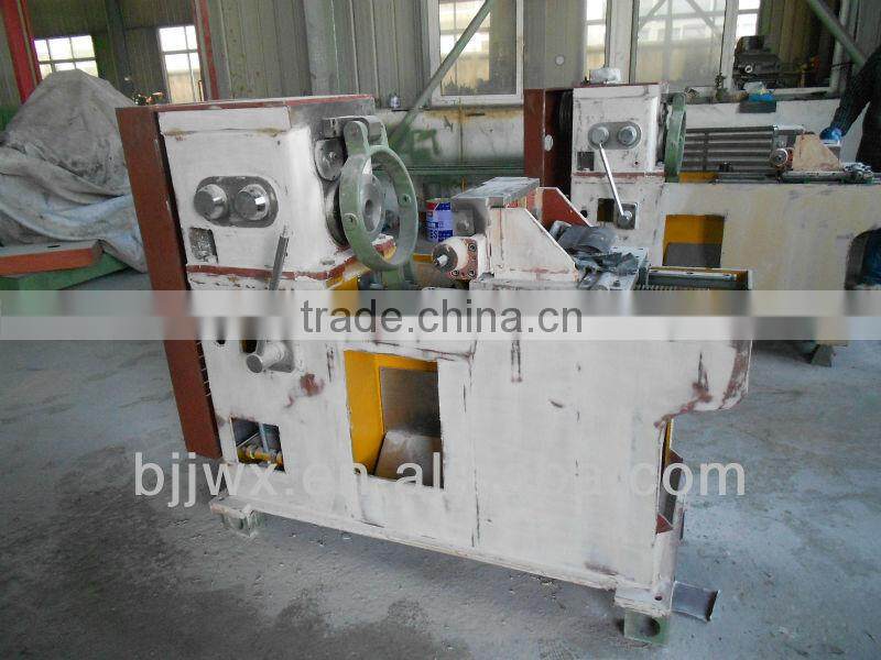 Automatic High Speed Screw Thread Rolling Nut Bolt Making Machine with Chip Separator