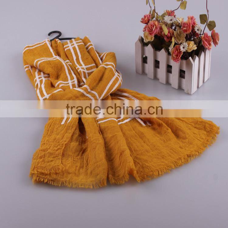 Wholesale Korean Fashion Woman Checked Plaid Embroidery Design Tassel Wide Voile Cotton Scarf