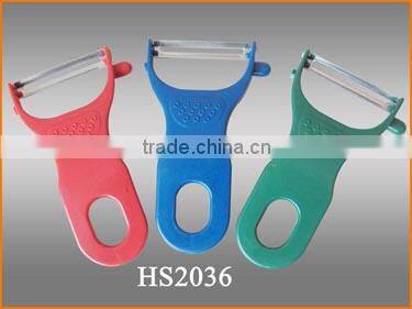 HS2036 Bright Color Plastic Handle Peeler