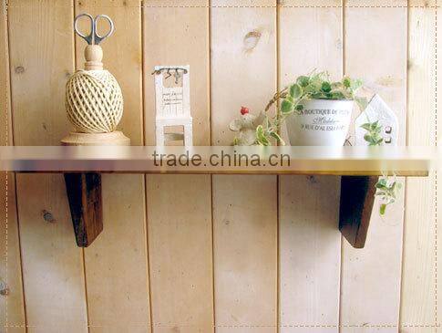 Classic fantastic wooden wall shelf for kitchen