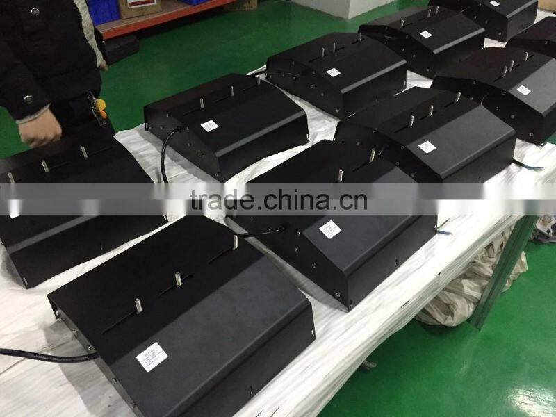 Projecting light for wall lighting Architectural lighting for buildings