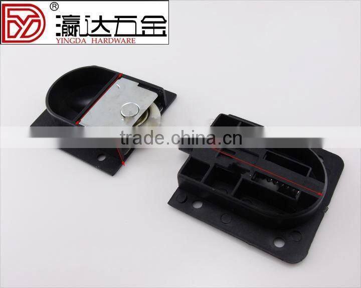 40.5g Plastic furniture sliding door roller/caster wheel