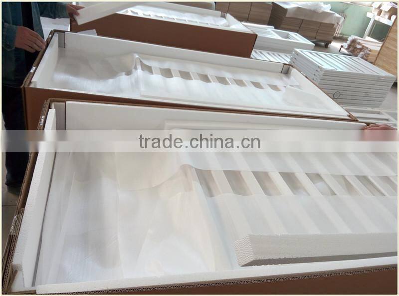 Europe Style Baby Cot Standard Size Wooden Baby Cot With Drawers