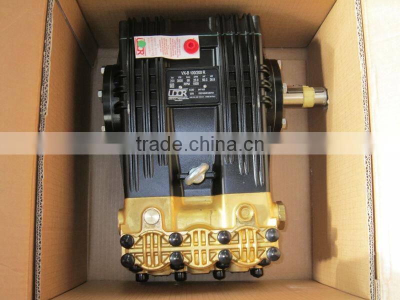 3000L High Pressure washer Truck with Dongfeng Chassis