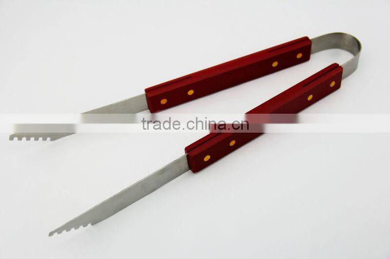 out door cooking ware grilling accessories 13inch long wood handle BBQ tool set in red