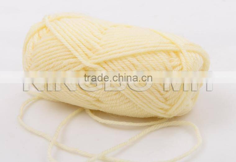 100% Polyester hand or machine knitting wool yarn