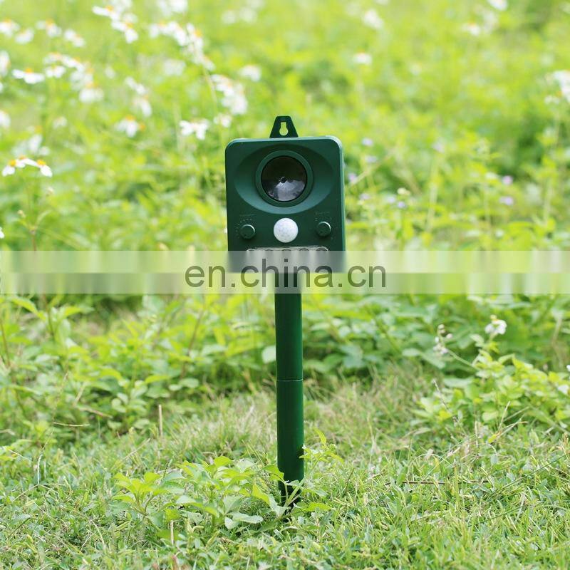 Professional Solar Power Infrared Sensor Animal Cats Dogs And Outdoor Bird Repeller Strong Ultrasonic Wave