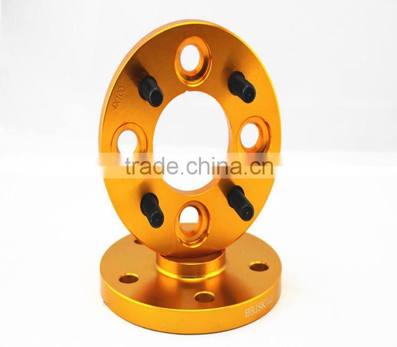 Hub Centric (Hubcentric) Alloy wheel hub spacers and adapters