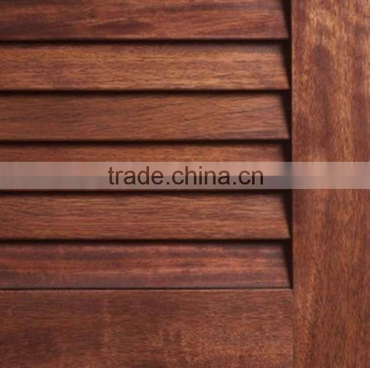 Wood louver door closet doors