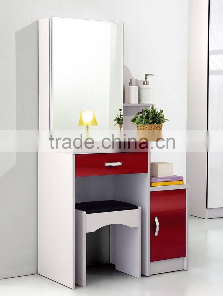 Simple wooden mirrored dressing table/dresser with drawers and stool for bedroom furniture