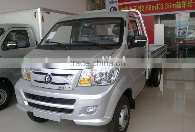 SINOTRUK LIGHT 4*2 Chinese MINI TRUCK