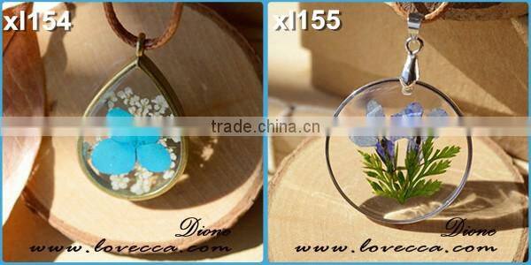 Unisex Fashion Natural Real Dried Flower Round Glass Pendant Necklace New Jewelry