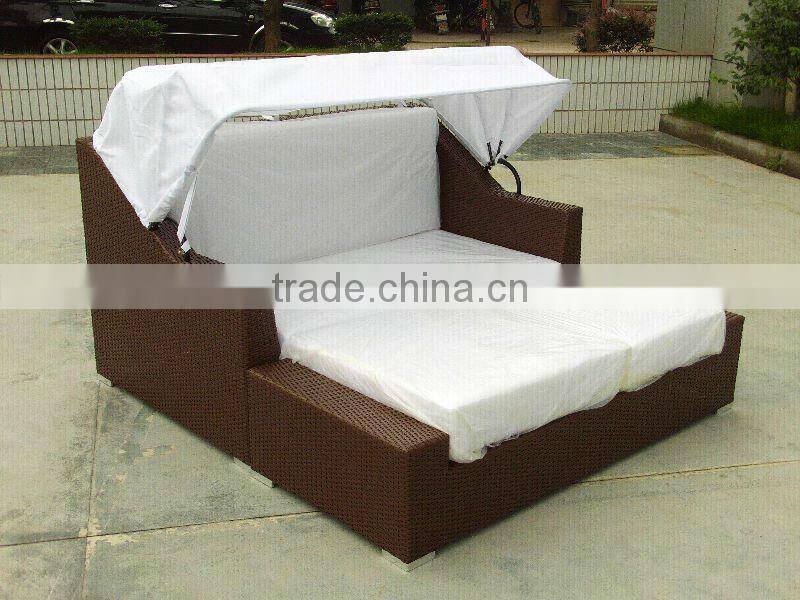outdoor rattan lounge or beach lounge