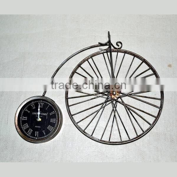 Metal wall clock bicycle