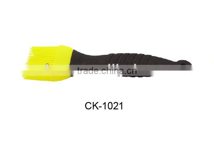 Soft And Heat Resistant Kids Silicone Brush CK-1021