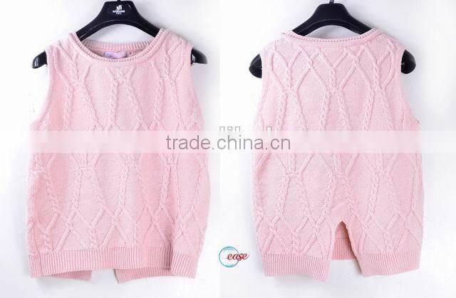 lady big buckle sweater