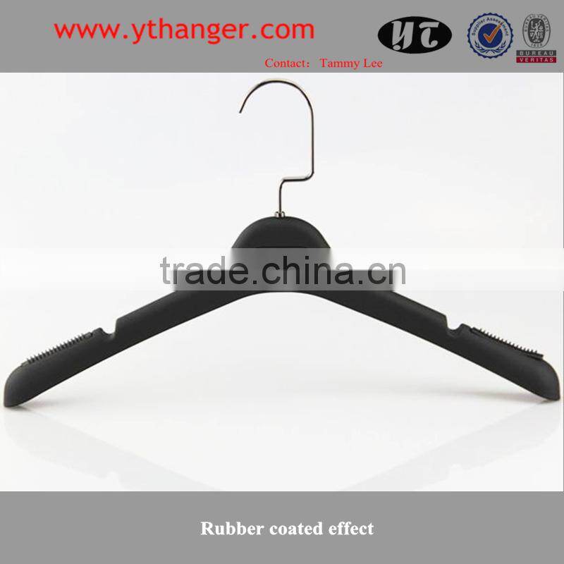 plastic rubber coated hanger top and bottom dress hanger with clips