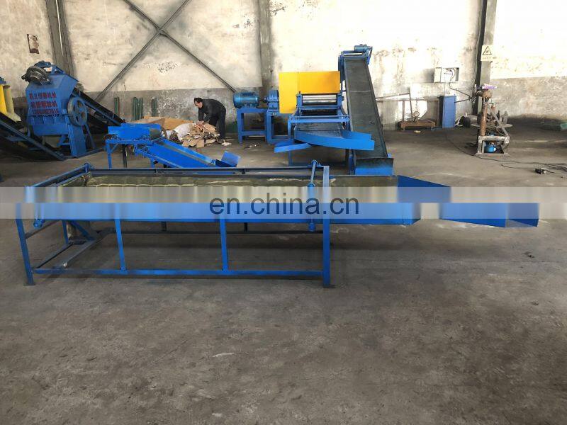 Factory direct sale waste tire rubber powder recycling waste tire to diesel oil waste tire shredder for sale