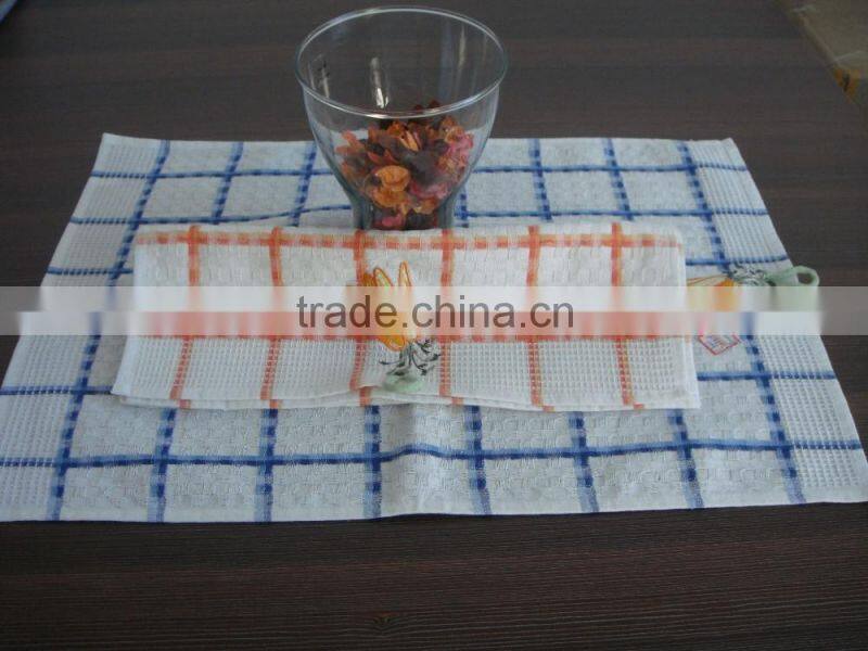 China supplier large waffle check tea towel with carrot design