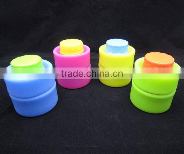 2015 the hottest bpa free outdoor silicone water bottle