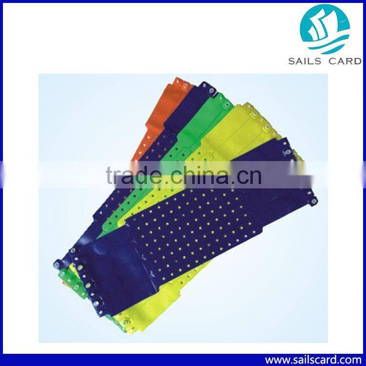13.56mhz Disposable RFID PVC Wristband for Hospital, Events, Concerts