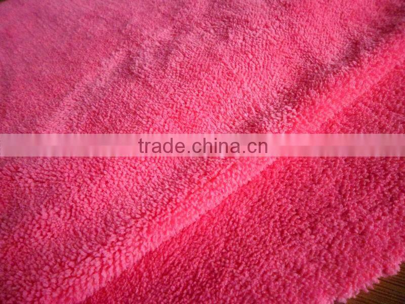 Microfiber cleaning cloth for car