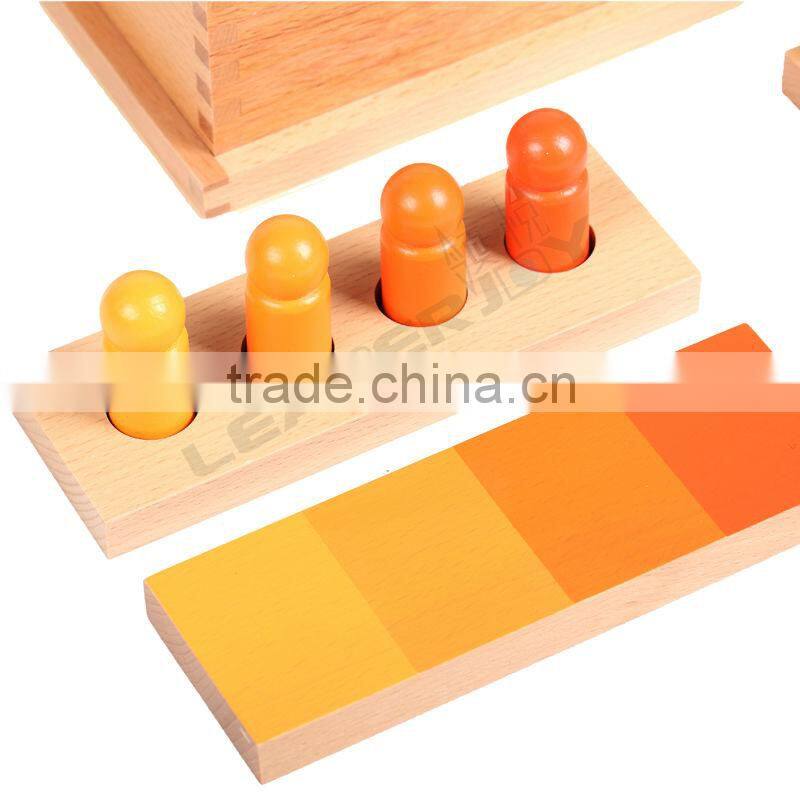 Montessori educational toys for color resemblance sorting task