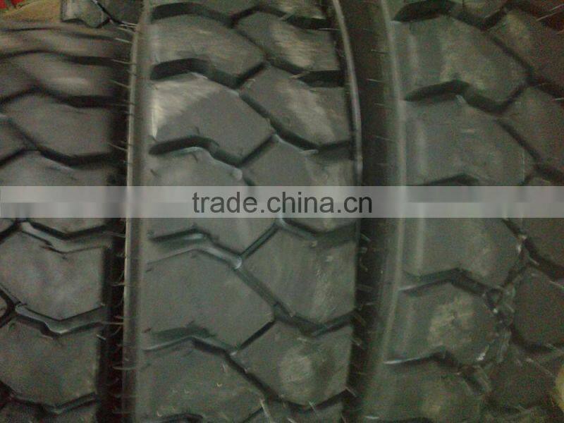High performance forklift tyre 28*9-15TT with TH202 pattern