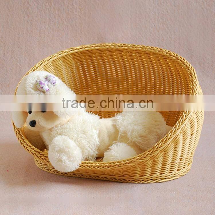 Multi sizes washable plastic rattan woven funny pet basket wholesale dog beds