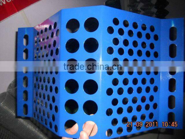 Green garden fence netting