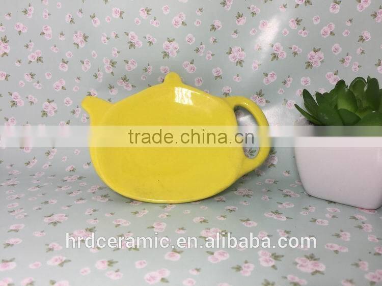 Made in China stocked dinnerware yellow ceramic dish